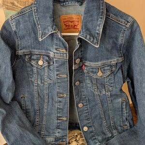 Levi's Women's Blue Denim Jacket